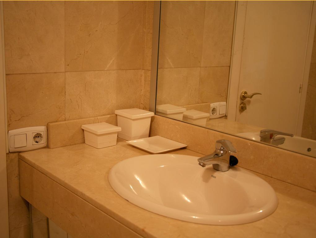 Enric Granados 15 Apartment Barcelona Exterior photo